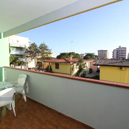 Apartment Montecarlo *