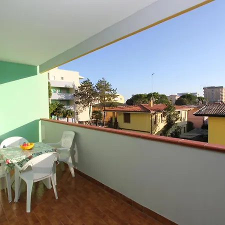 Montecarlo Apartment