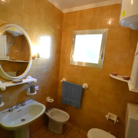 Apartment Montecarlo *