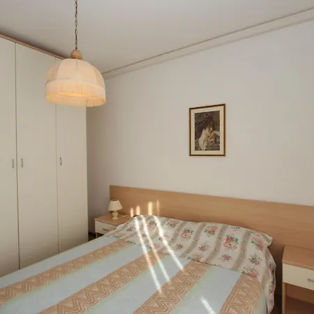 Montecarlo Apartment